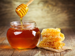 Honey Stick – Sweeten Your Tea, Soothe Your Sore Throat, Or Boost Your Energy